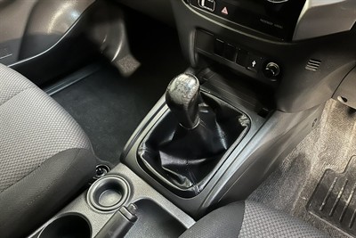 2016 Mitsubishi Triton - Thumbnail