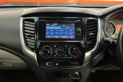 2016 Mitsubishi Triton - Thumbnail