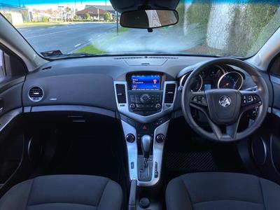 2016 Holden Cruze - Thumbnail