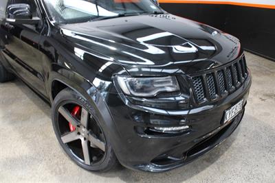 2016 Jeep Grand Cherokee - Thumbnail