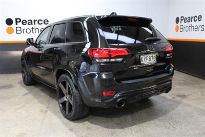 2016 Jeep Grand Cherokee - Thumbnail
