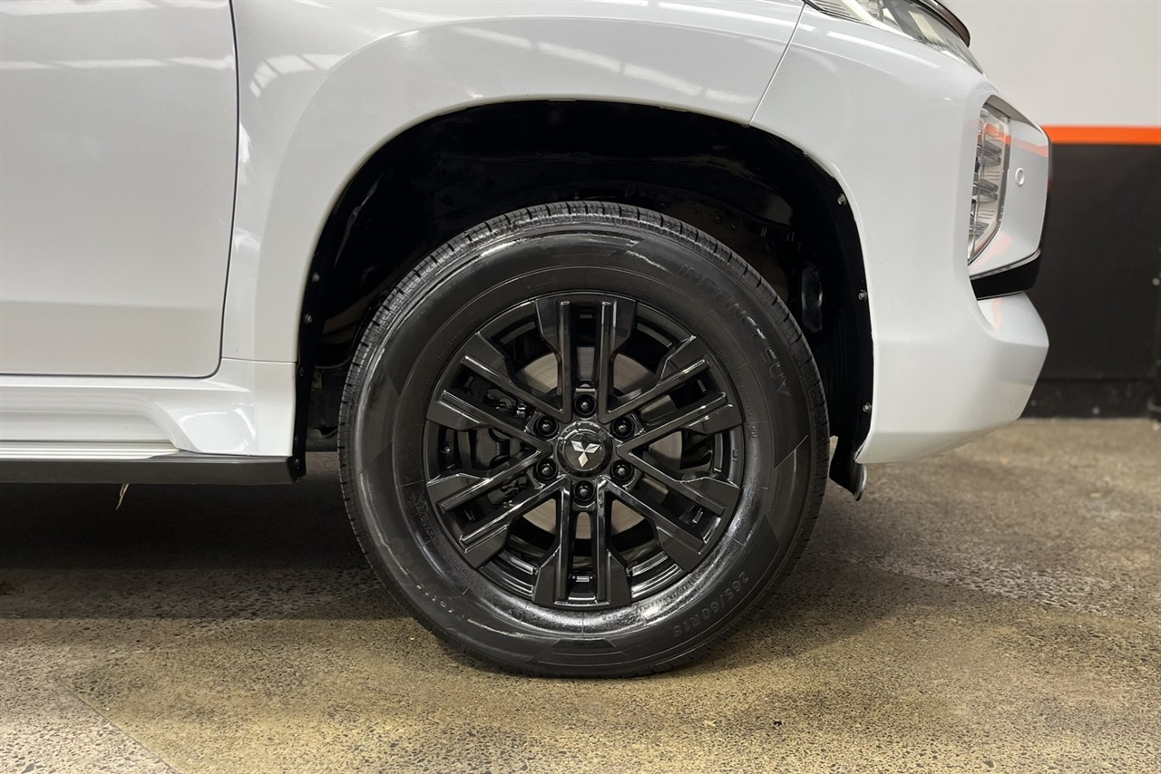 2020 Mitsubishi Pajero Sport