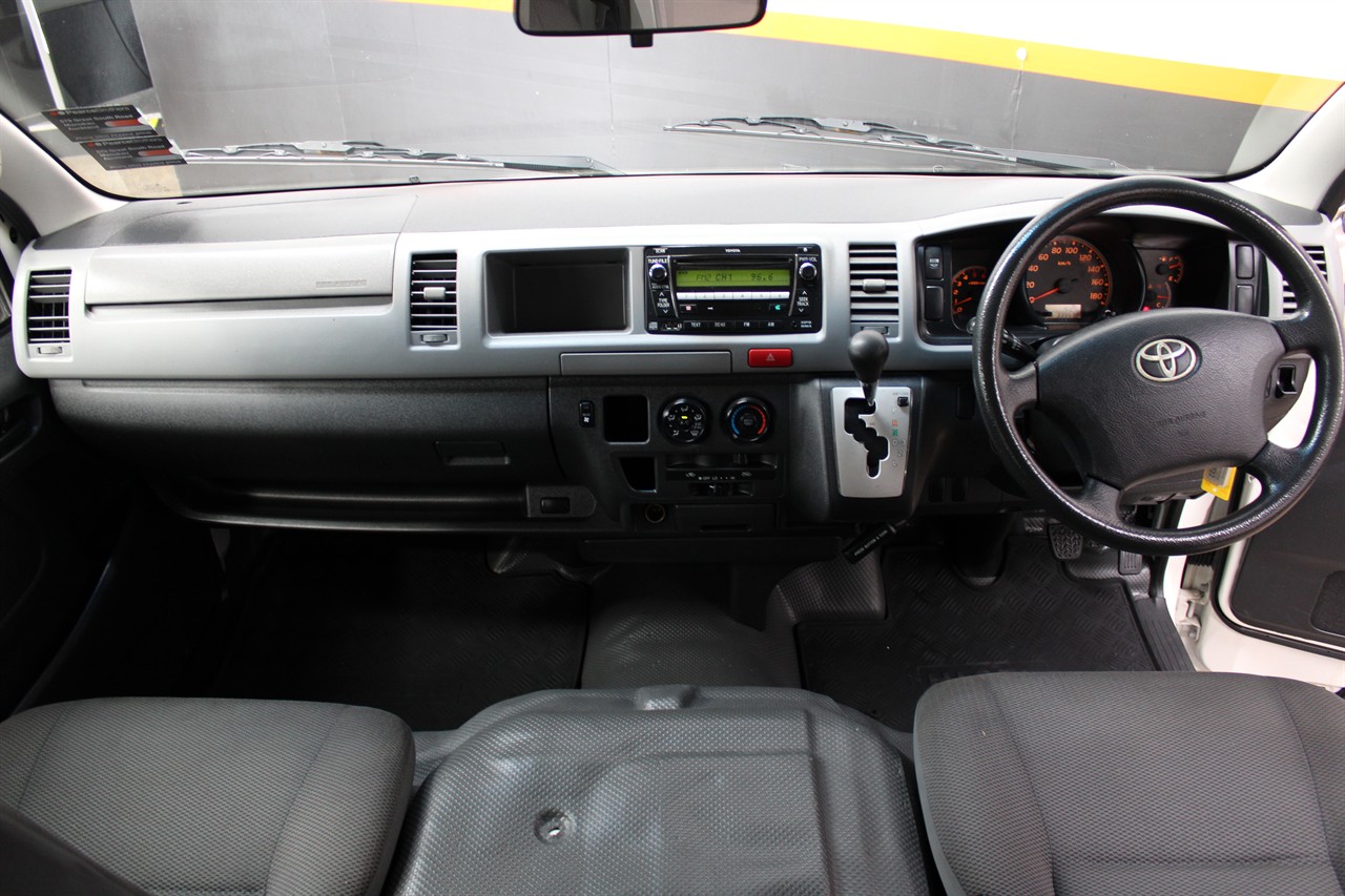 2010 Toyota Hiace