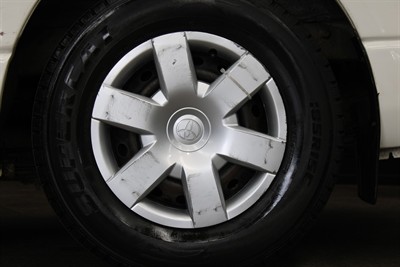 2010 Toyota Hiace - Thumbnail