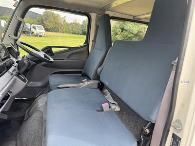 2015 Mitsubishi fuso - Thumbnail