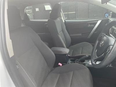 2013 Toyota Corolla - Thumbnail