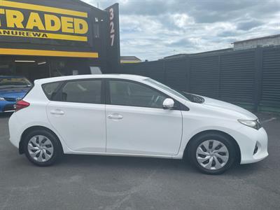 2013 Toyota Corolla - Thumbnail