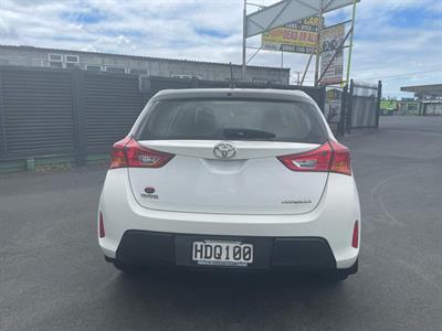 2013 Toyota Corolla - Thumbnail