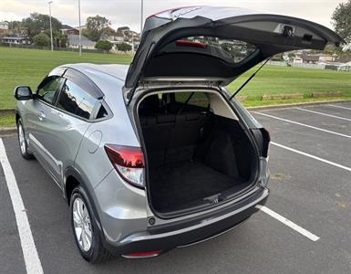 2014 Honda Vezel - Thumbnail