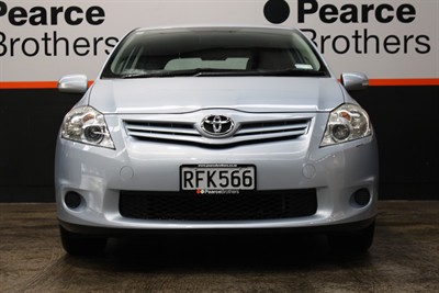 2011 Toyota Corolla - Thumbnail