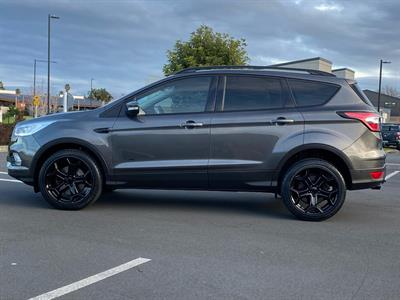2020 Ford Escape - Thumbnail