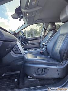 2017 Land Rover Discovery Sport - Thumbnail