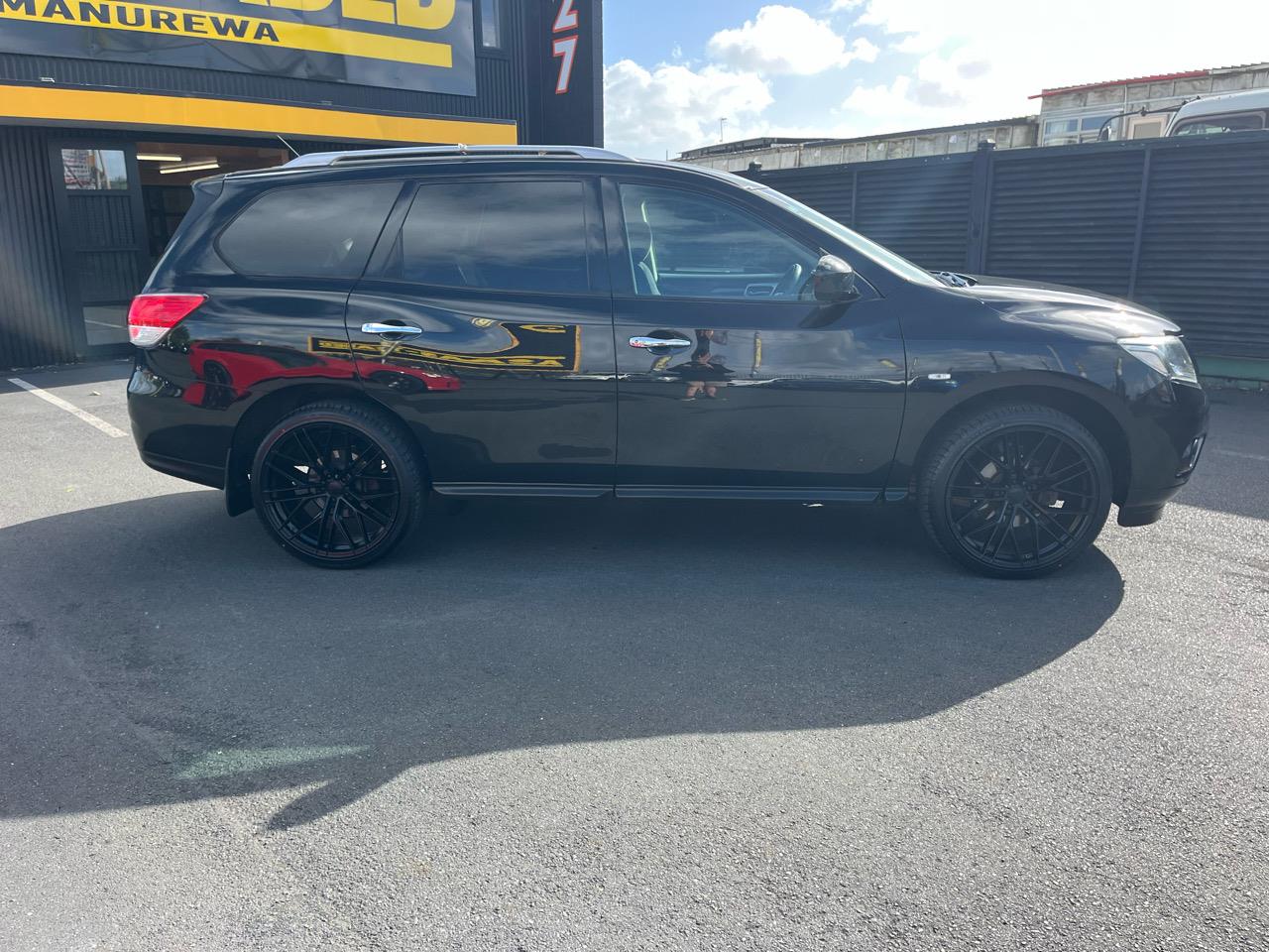 2017 Nissan Pathfinder