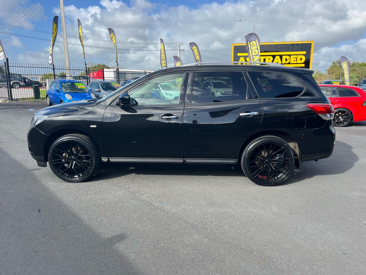 2017 Nissan Pathfinder