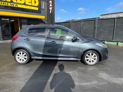 2009 Mazda Demio - Thumbnail