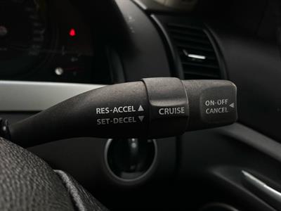 2012 Holden Commodore - Thumbnail