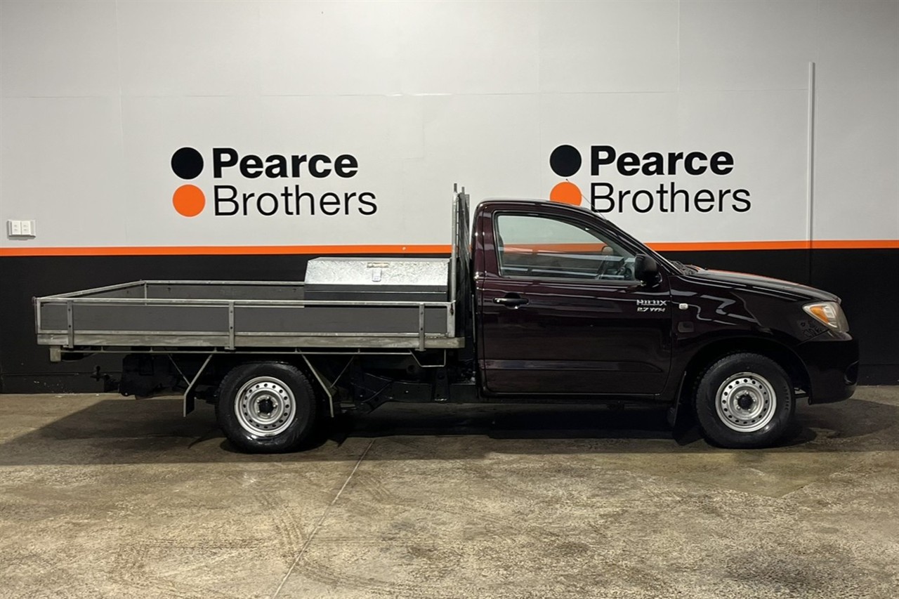 2005 Toyota Hilux