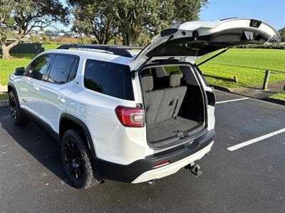 2019 Holden Acadia - Thumbnail