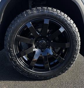 2019 Holden Acadia - Thumbnail