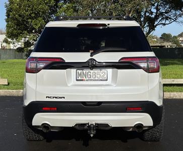 2019 Holden Acadia - Thumbnail