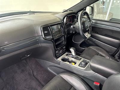 2017 Jeep GRAND CHEROKEE - Thumbnail