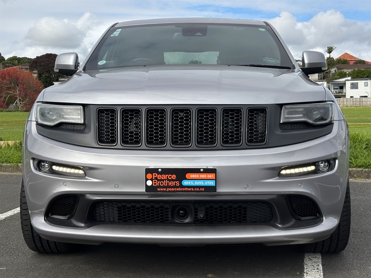 2017 Jeep GRAND CHEROKEE