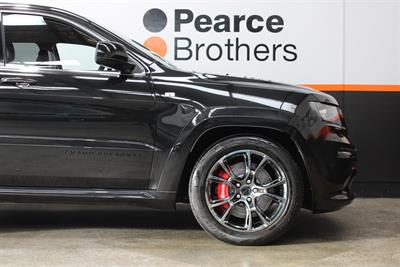 2013 Jeep Grand Cherokee - Thumbnail