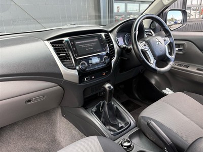 2018 Mitsubishi Triton - Thumbnail