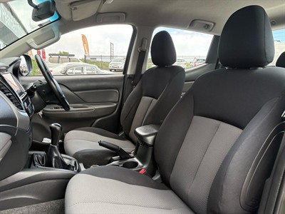 2018 Mitsubishi Triton - Thumbnail
