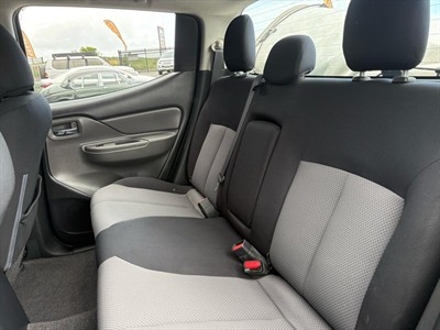 2018 Mitsubishi Triton - Thumbnail