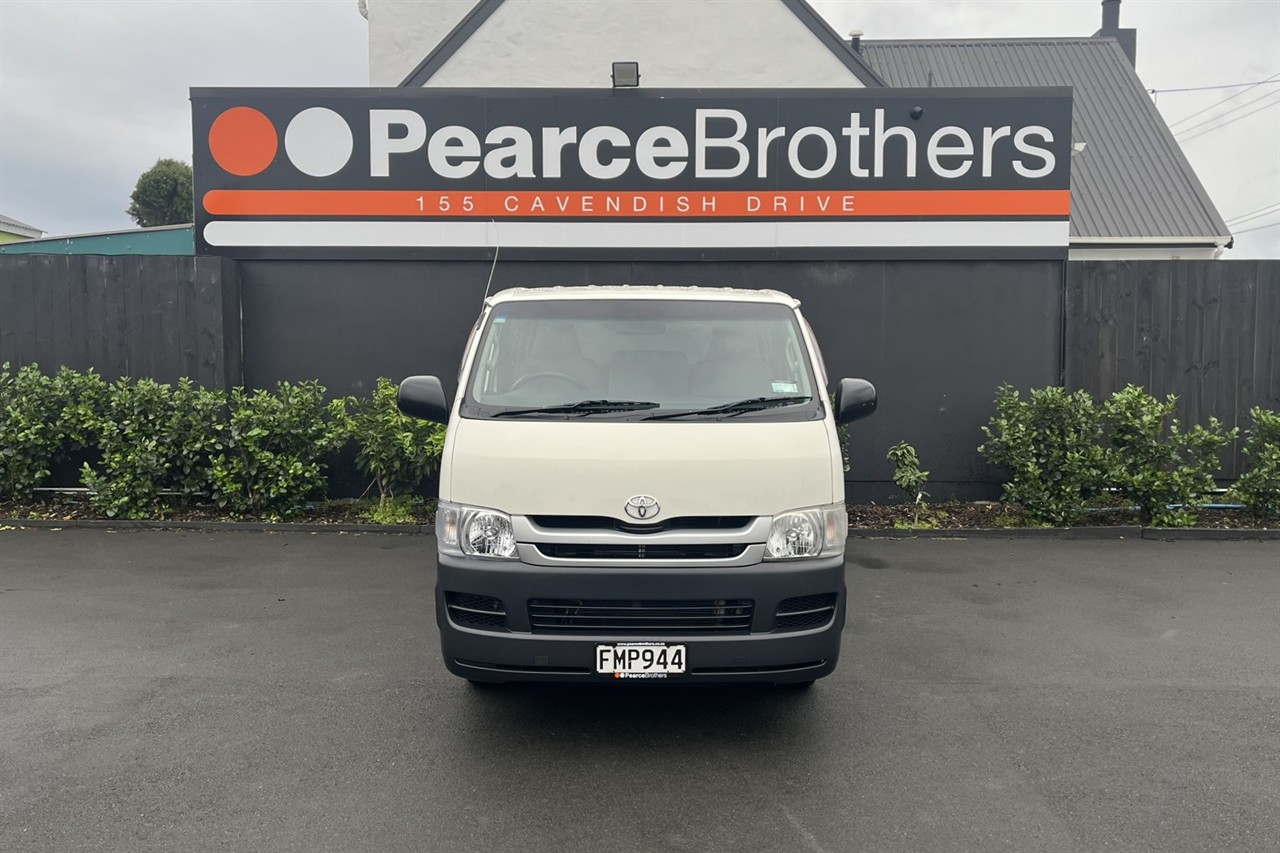 2010 Toyota Hiace