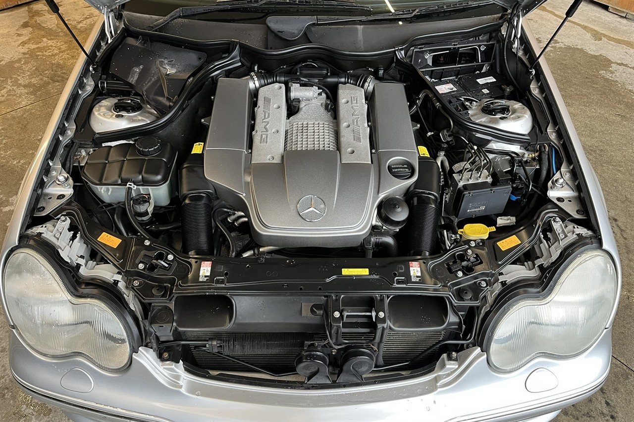 2001 Mercedes-Benz C32