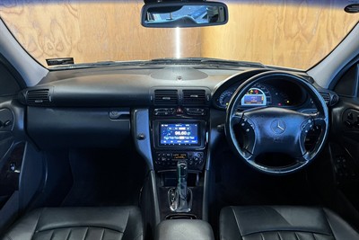 2001 Mercedes-Benz C32 - Thumbnail