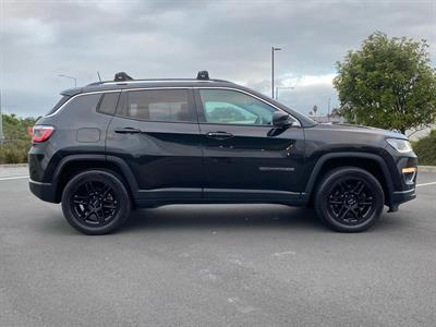 2018 Jeep Compass - Thumbnail