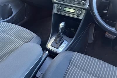 2011 Volkswagen POLO - Thumbnail