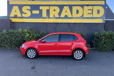 2011 Volkswagen POLO - Thumbnail