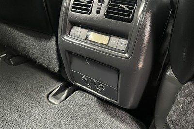 2017 Nissan Pathfinder - Thumbnail