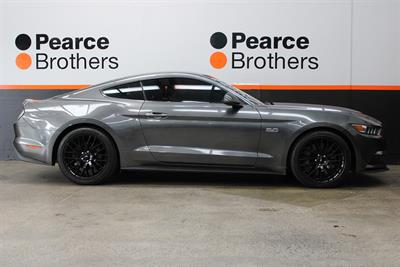 2016 Ford Mustang - Thumbnail