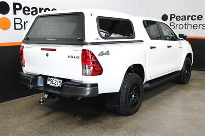 2022 Toyota Hilux - Thumbnail