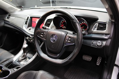 2013 Holden Commodore - Thumbnail