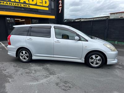 2005 Toyota Wish - Thumbnail
