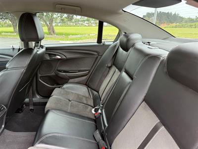 2015 Holden Commodore - Thumbnail