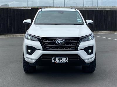 2021 Toyota Fortuner - Thumbnail