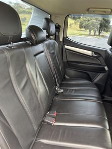 2016 Holden Colorado - Thumbnail