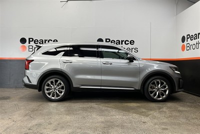 2020 Kia Sorento - Thumbnail