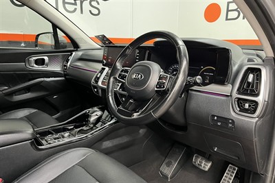 2020 Kia Sorento - Thumbnail