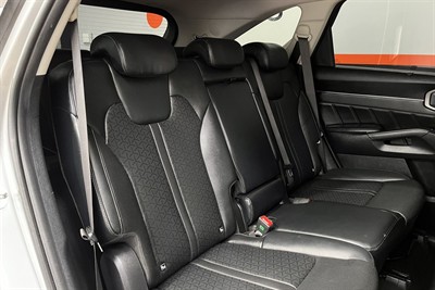 2020 Kia Sorento - Thumbnail