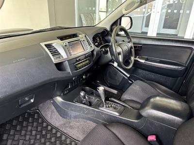 2015 Toyota Hilux - Thumbnail