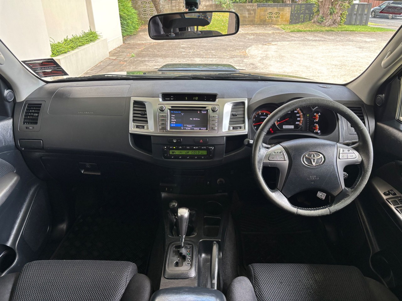2015 Toyota Hilux