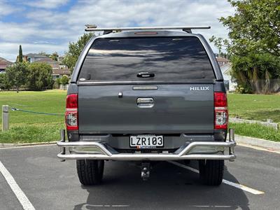 2015 Toyota Hilux - Thumbnail